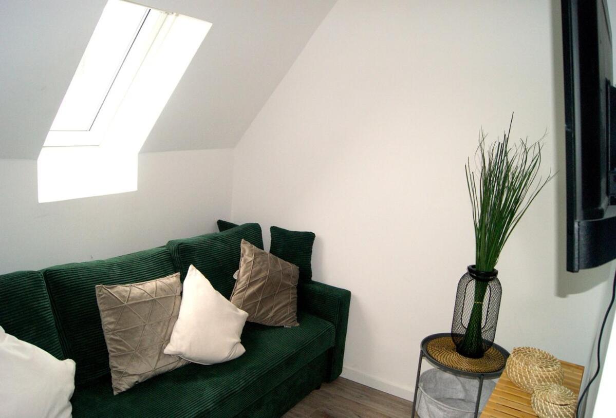 Apartment Monteurswohnung - - 5 Personen Duisburg
